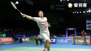 世体：若纳坦-塔已经收到多份报价，但他还在等待巴萨.