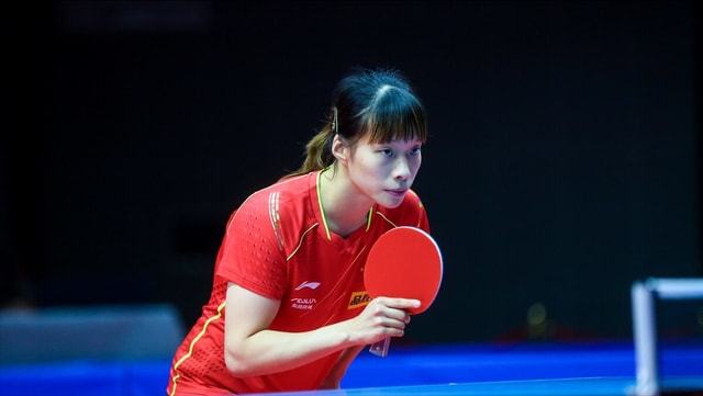 另一名中场 另一名中场